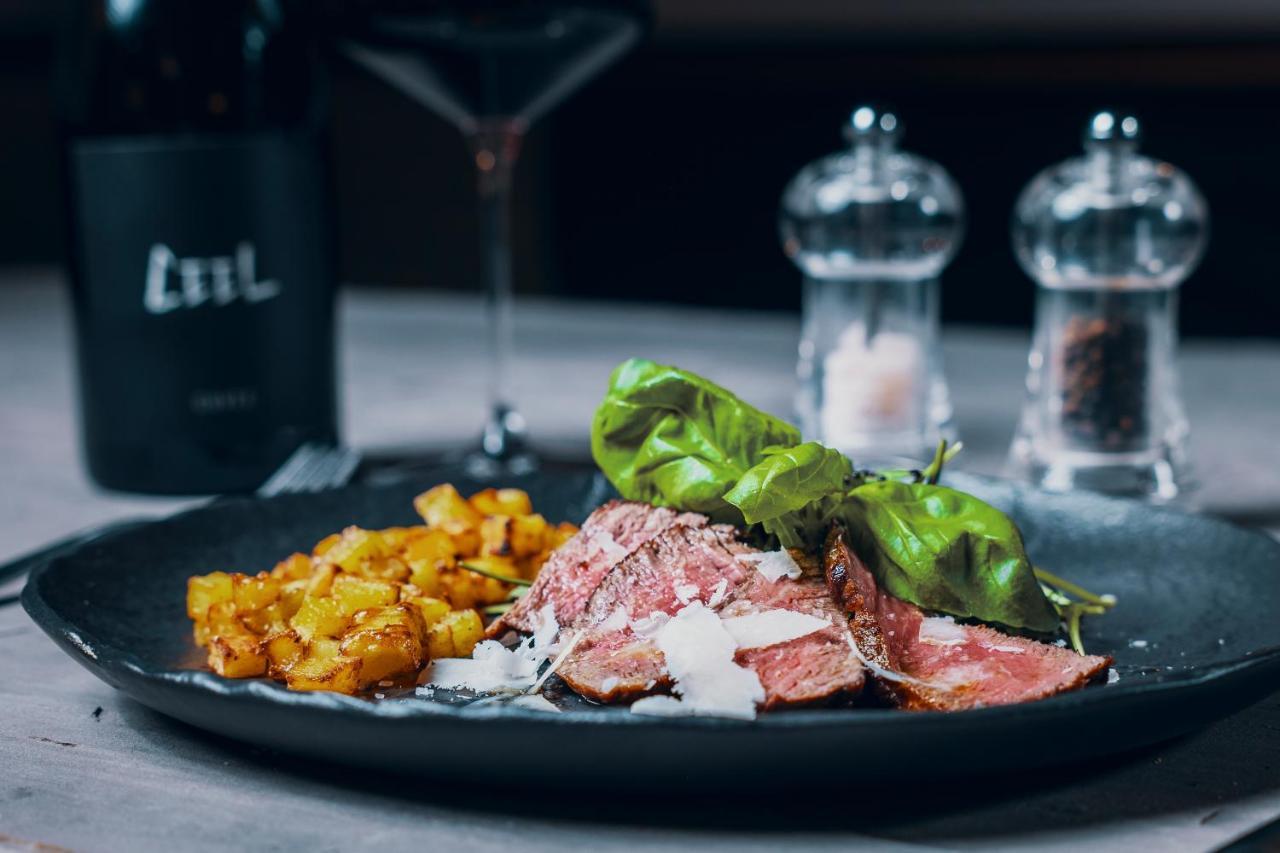 Apparthotel Restaurant Steiners Eben Im Pongau Exteriör bild