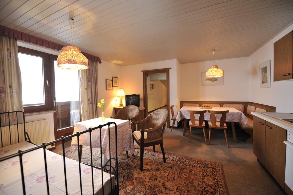 Apparthotel Restaurant Steiners Eben Im Pongau Rum bild